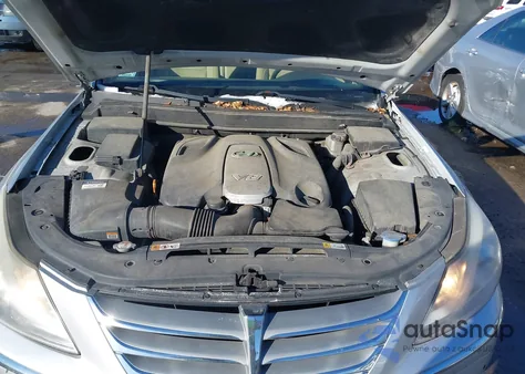 2012 Hyundai Genesis 4.6 z USA, uszkodzony, nr VIN KMHGC4DF9CU207474